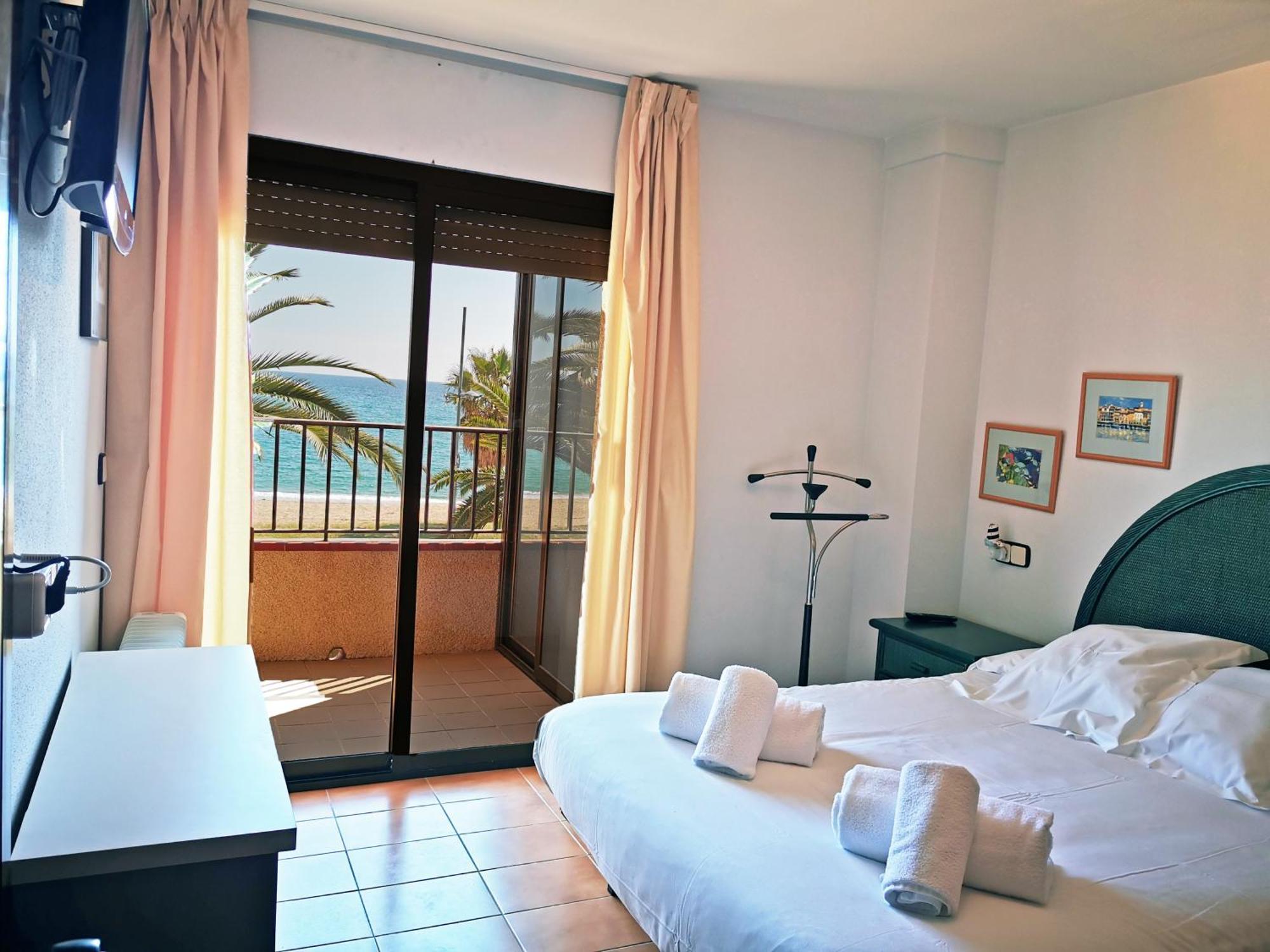 Apartaments Primera Linea Torre Valentina Sant Antoni De Calonge Habitación foto
